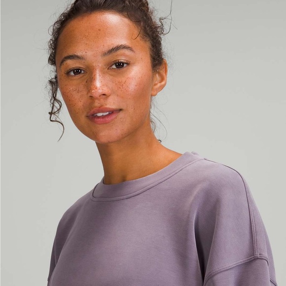 Lululemon Purple soft stream Sweatshirt - Picture 3 of 9